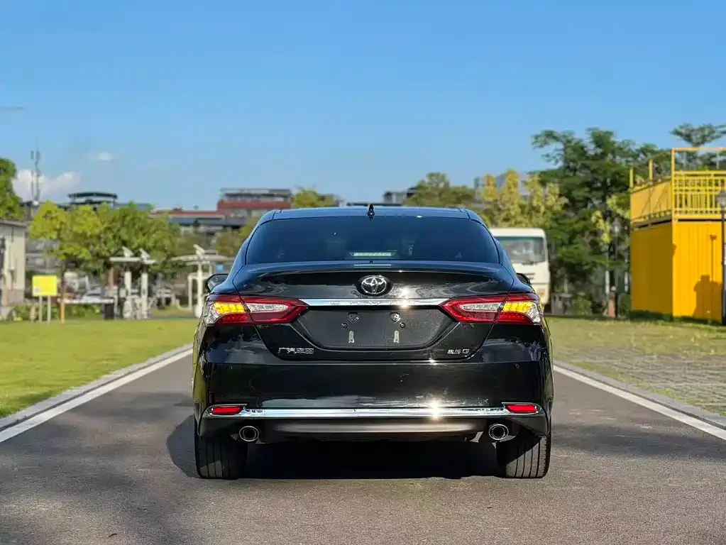 Toyota Camry 2023 из CN, фото 9