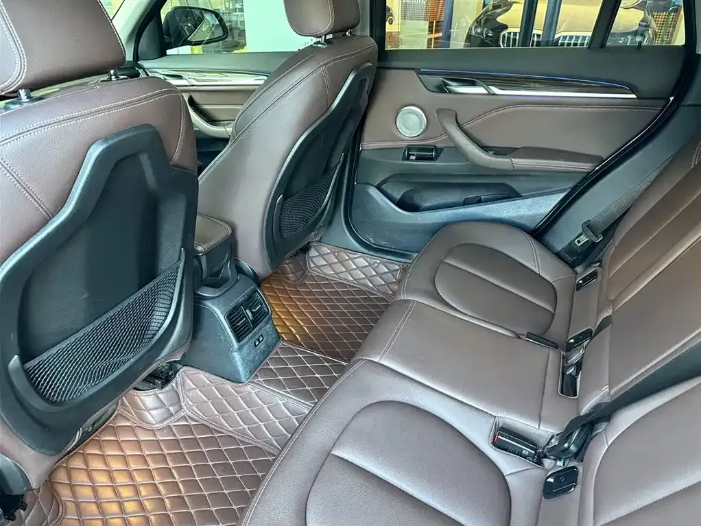 BMW X1 2022 из CN, фото 6