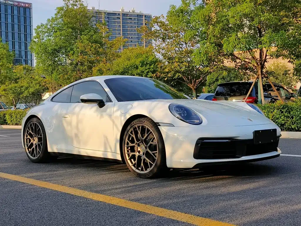 Porsche 911 2025 из CN, фото 2