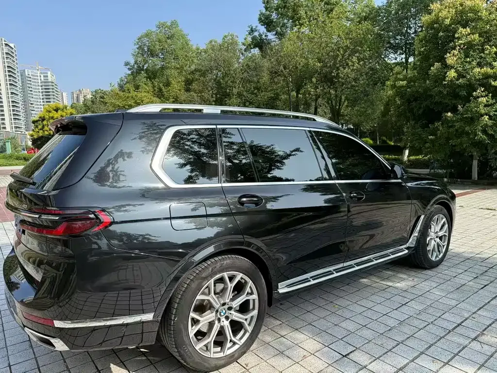 BMW X7 2023 из CN, фото 3