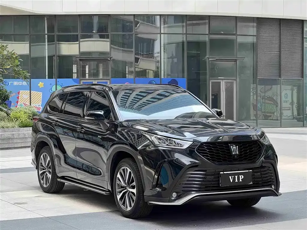 Toyota Crown Kluger 2025 из CN, фото 3