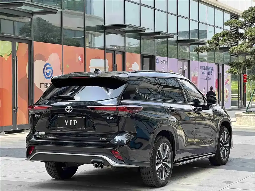 Toyota Crown Kluger 2025 из CN, фото 5