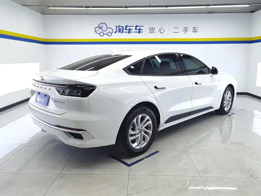 Ford Mondeo 2025 из CN, фото 3