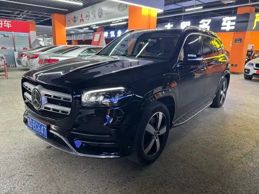 Mercedes-Benz GLS — фото 1