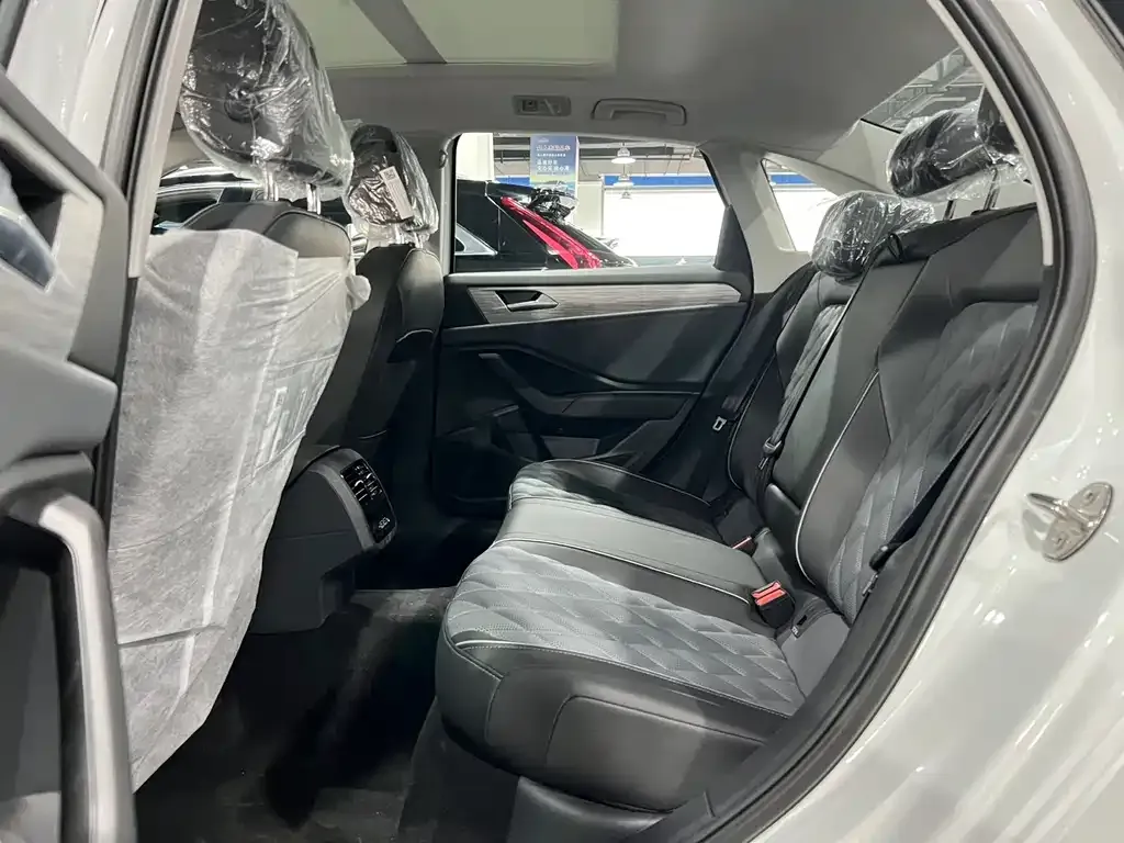 Volkswagen Sagitar 2025 из CN, фото 8