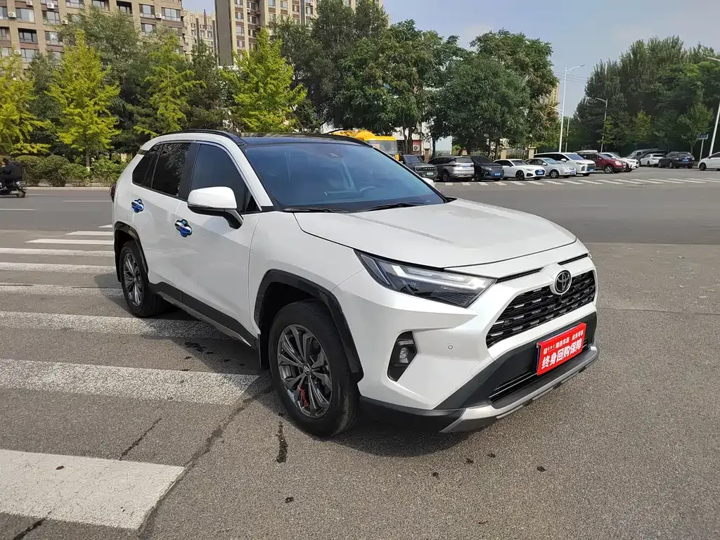 Toyota RAV4 2025 из CN, фото 2