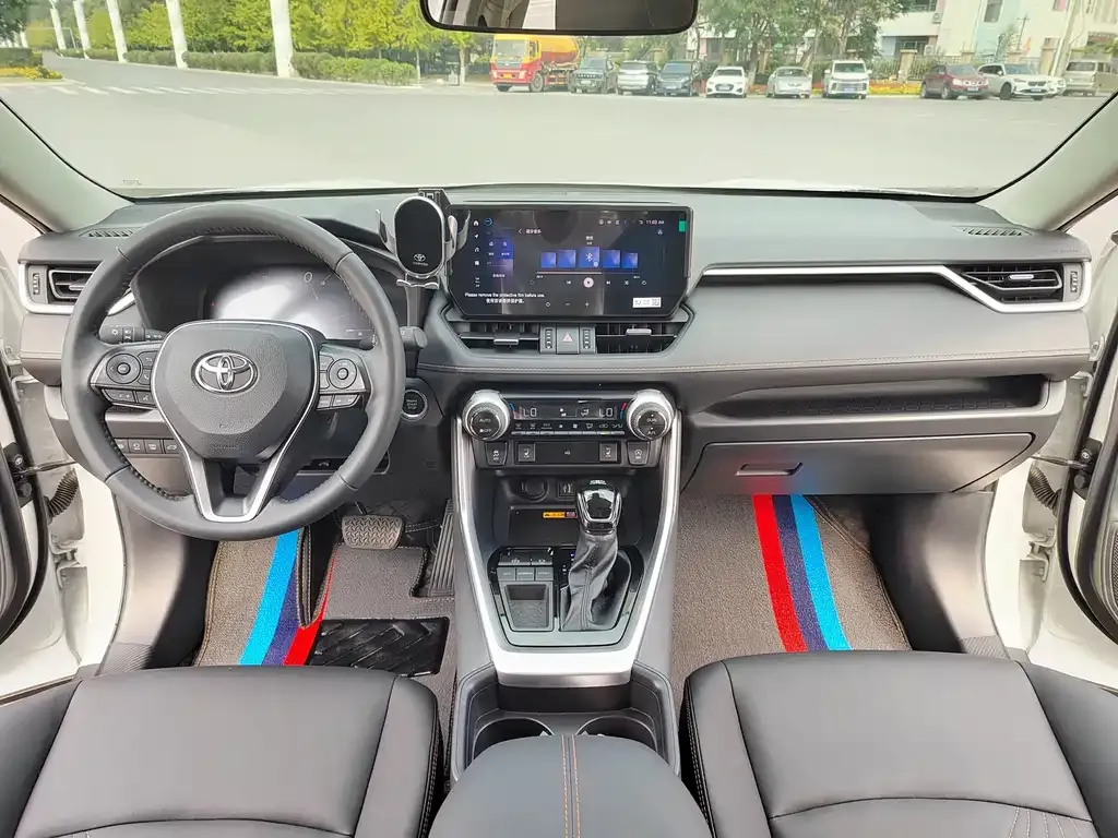 Toyota RAV4 2025 из CN, фото 9