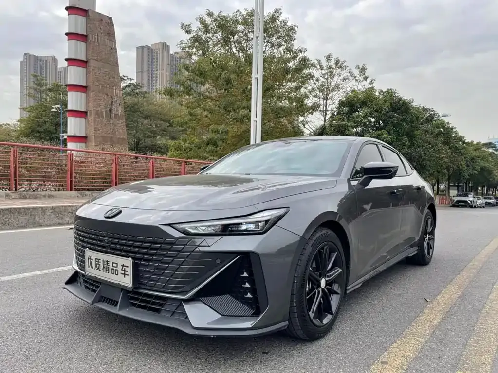Changan UNI-V 2023 из CN, фото 1