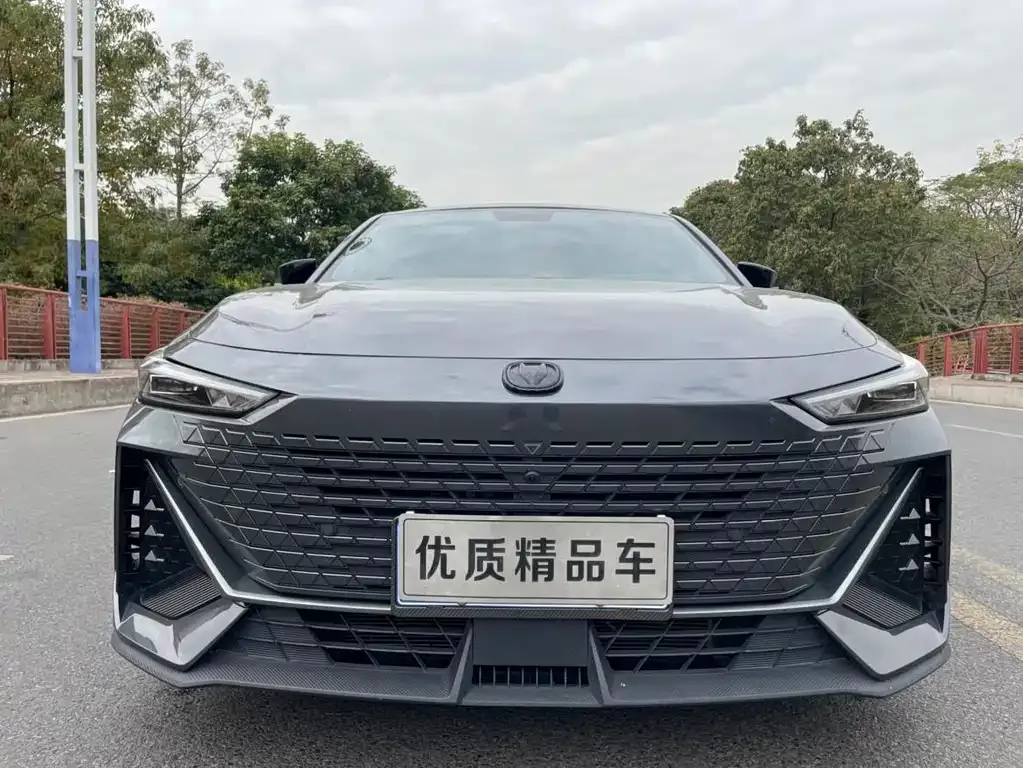 Changan UNI-V 2023 из CN, фото 4