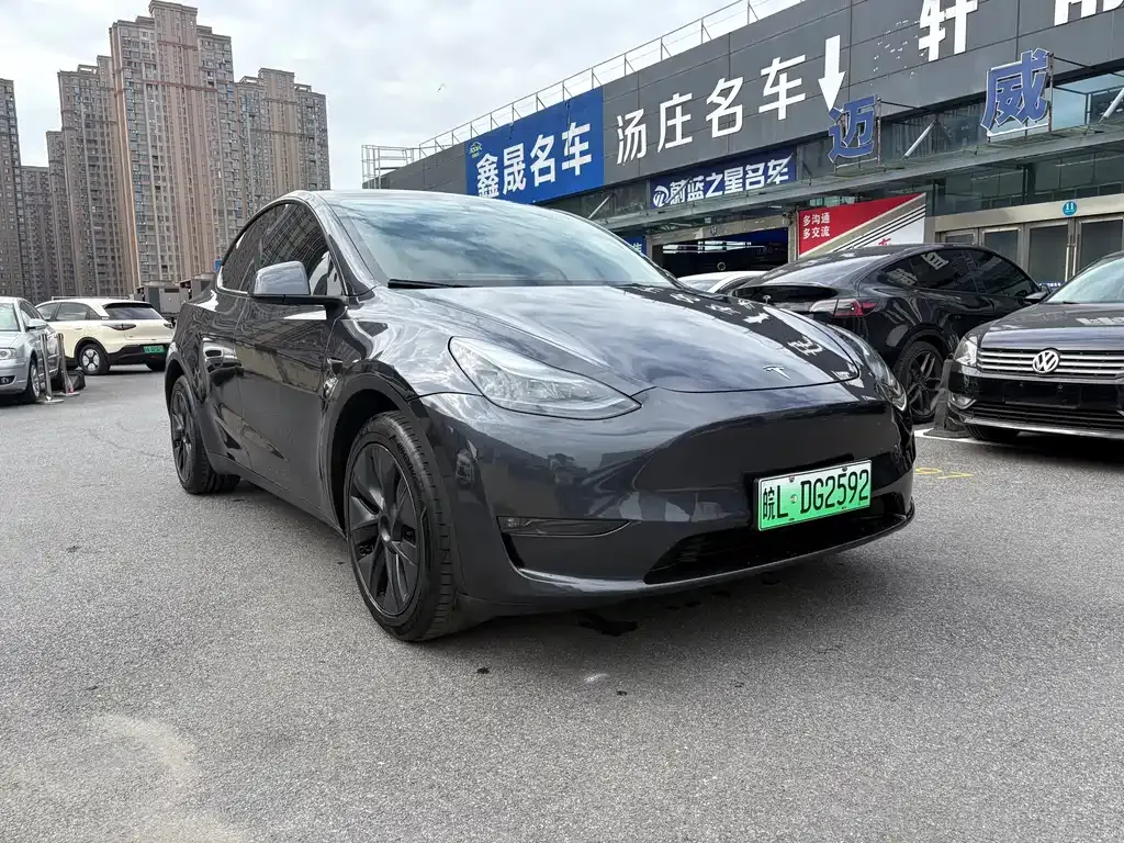 Tesla Model Y 2024 из CN, фото 3