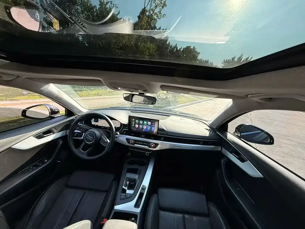 Audi A4L 2021 из CN, фото 4