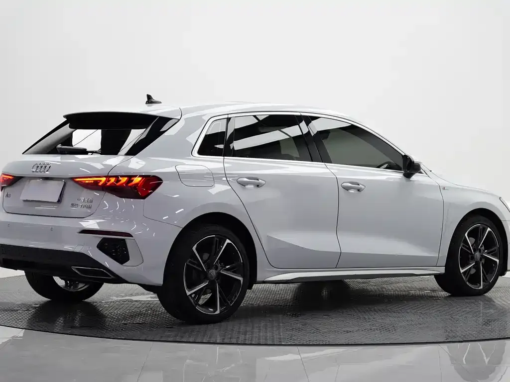 Audi A3 2021 из CN, фото 5