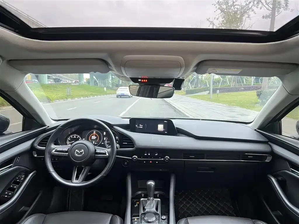 Mazda 3 Axela 2022 из CN, фото 10