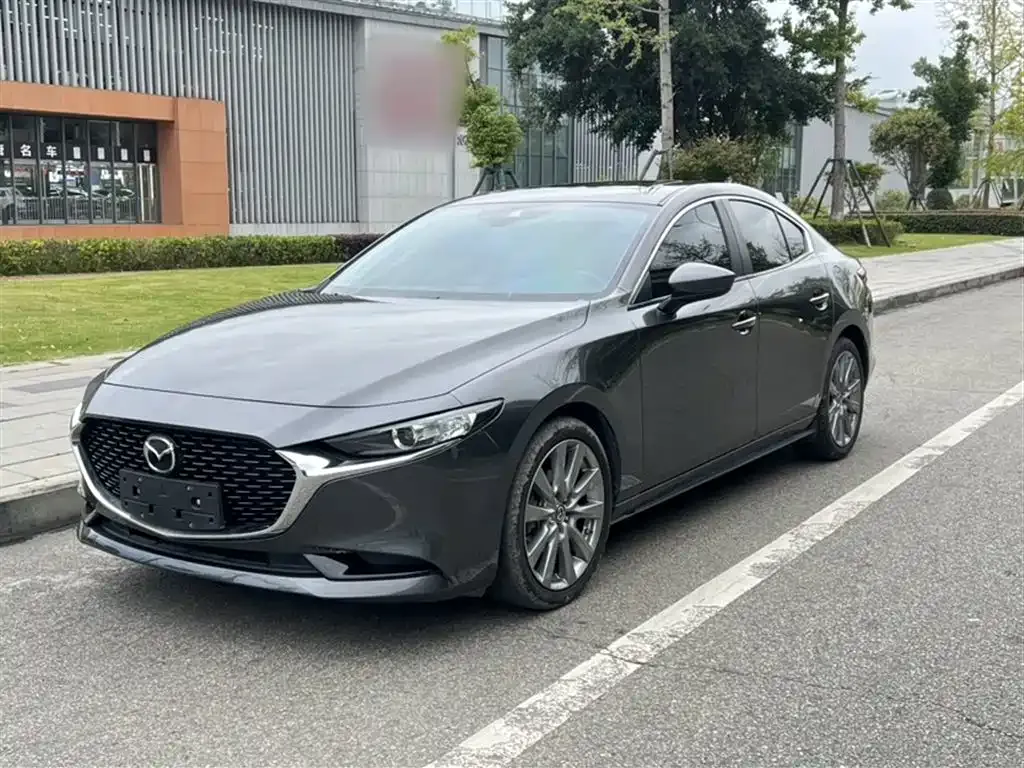 Mazda 3 Axela 2022 из CN, фото 2