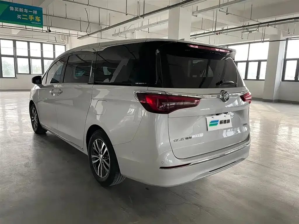 Buick GL8 2023 из CN, фото 6