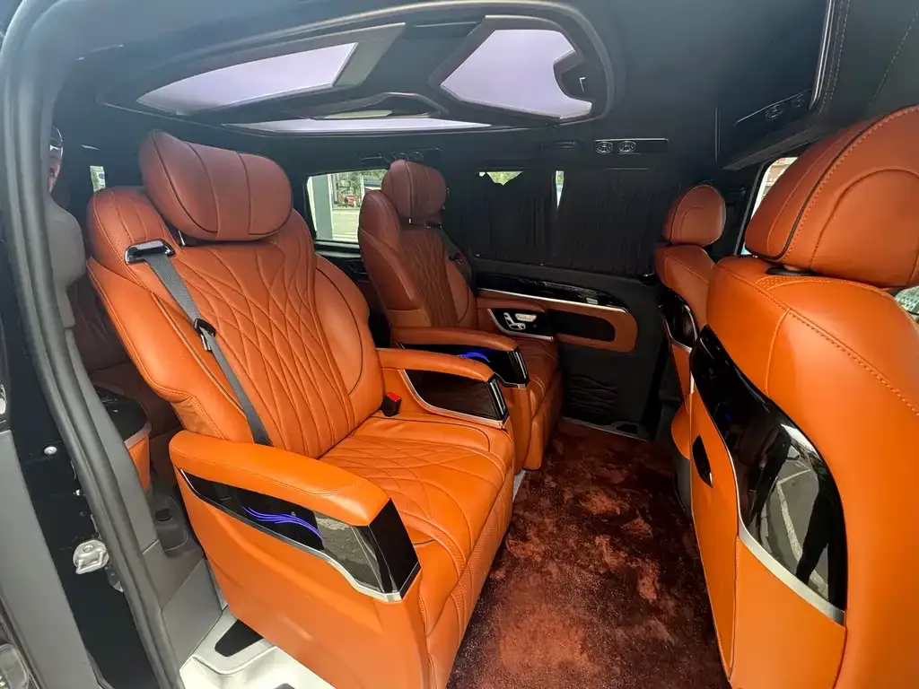 Mercedes-Benz Vito 2023 из CN, фото 7