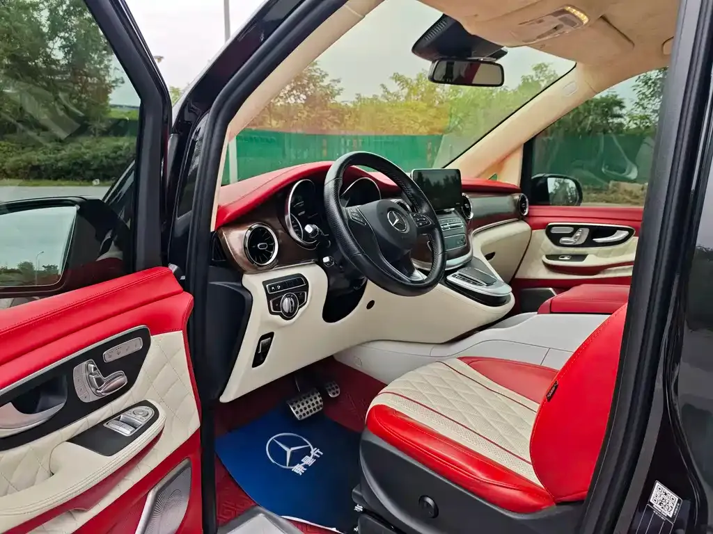 Mercedes-Benz V-Class 2021 из CN, фото 4