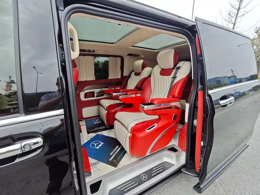 Mercedes-Benz V-Class 2021 из CN, фото 7