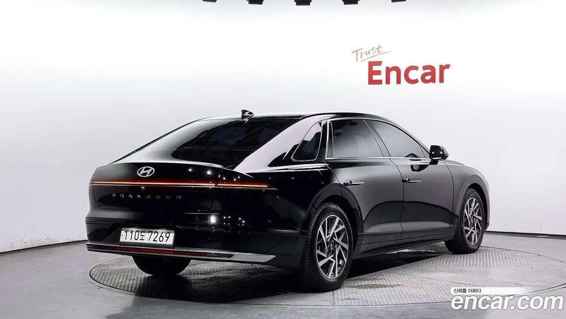 Hyundai Grandeur 2023 из KR, фото 2