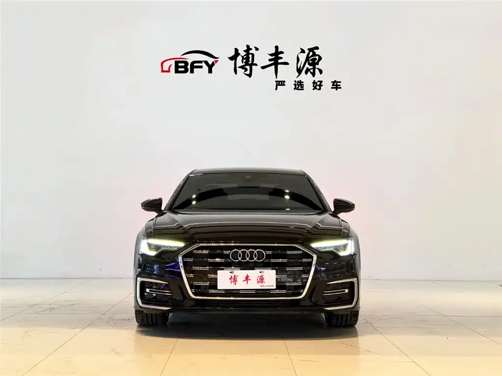Audi A6L 2023 из CN, фото 2