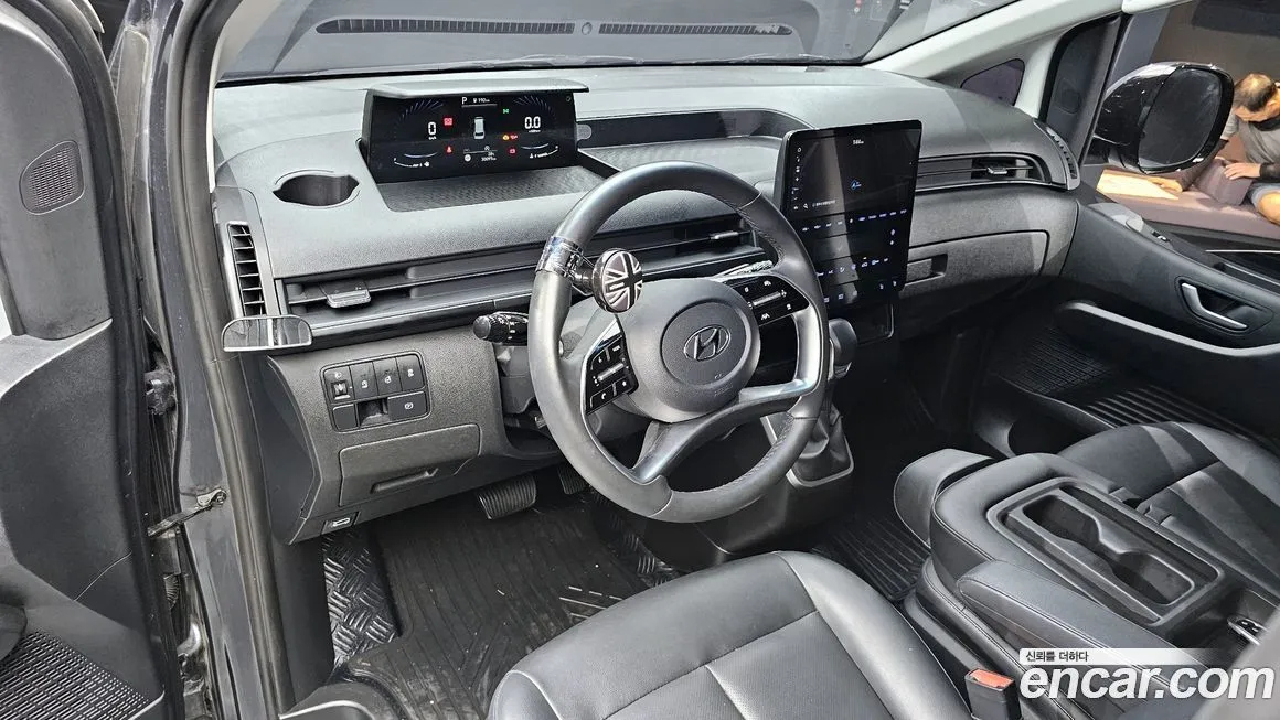 Hyundai Staria — фото 7