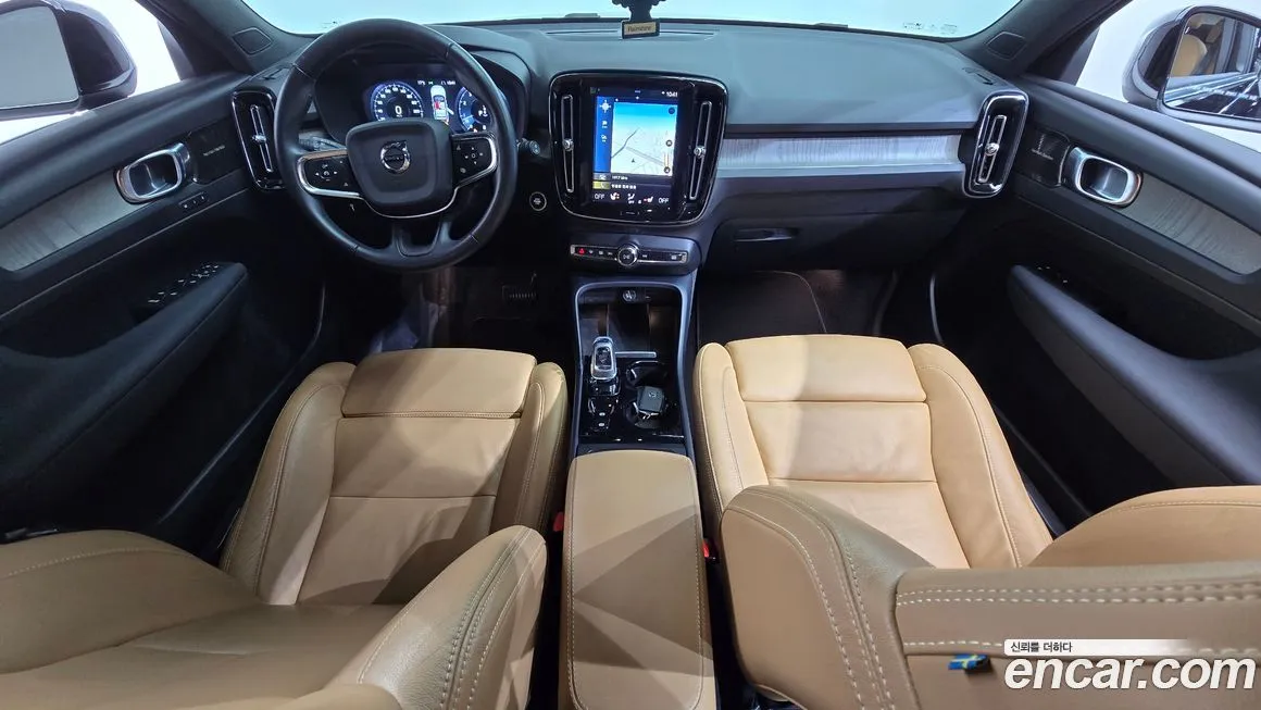 Volvo XC40 2021 из KR, фото 7