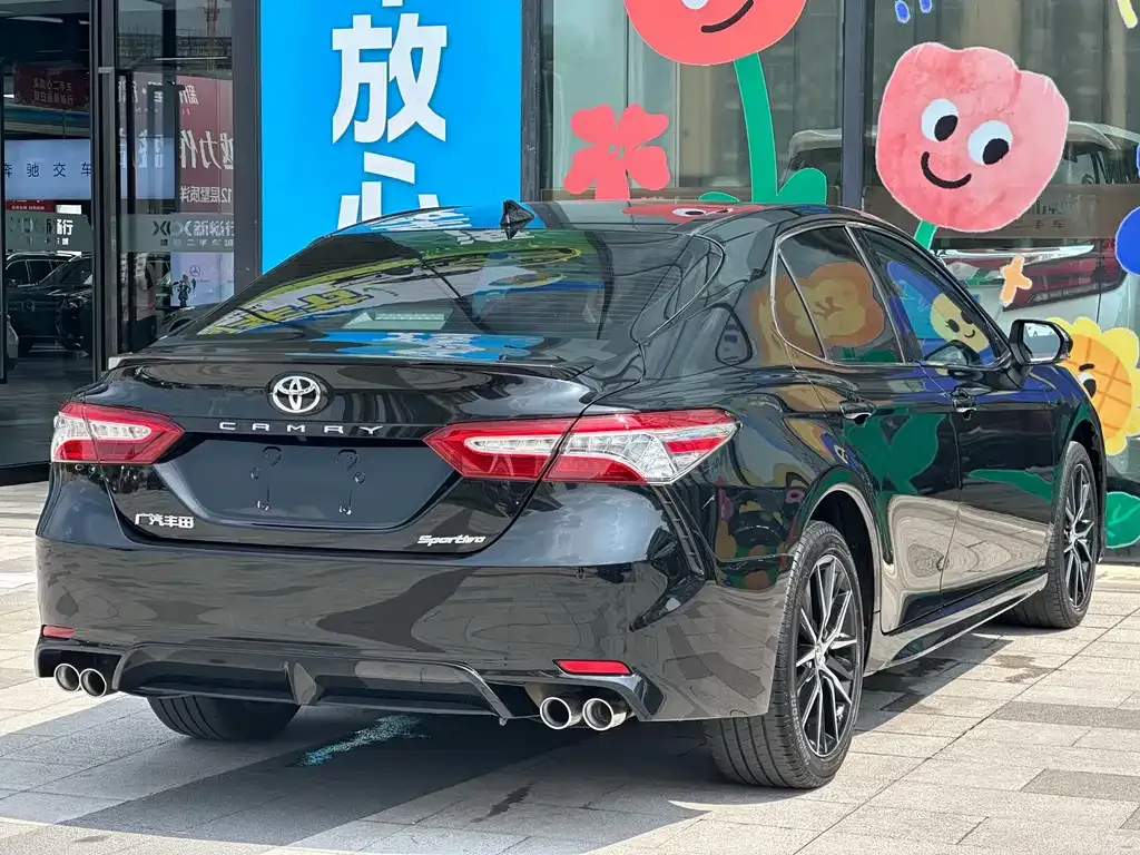 Toyota Camry 2021 из CN, фото 9