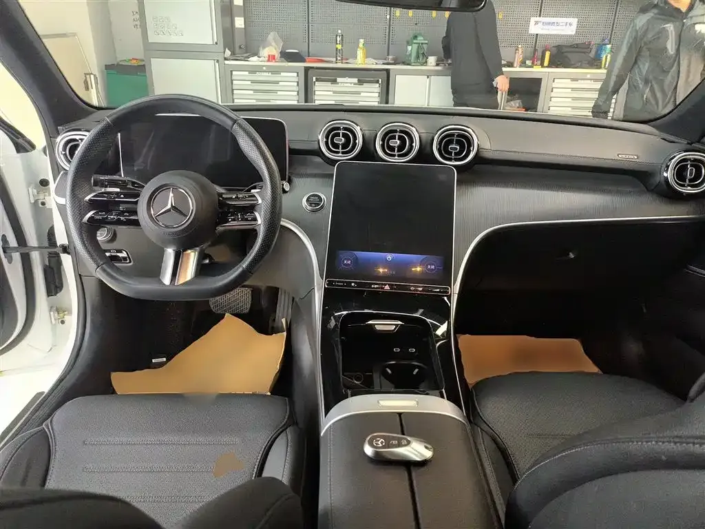 Mercedes-Benz C-Class 2024 из CN, фото 10