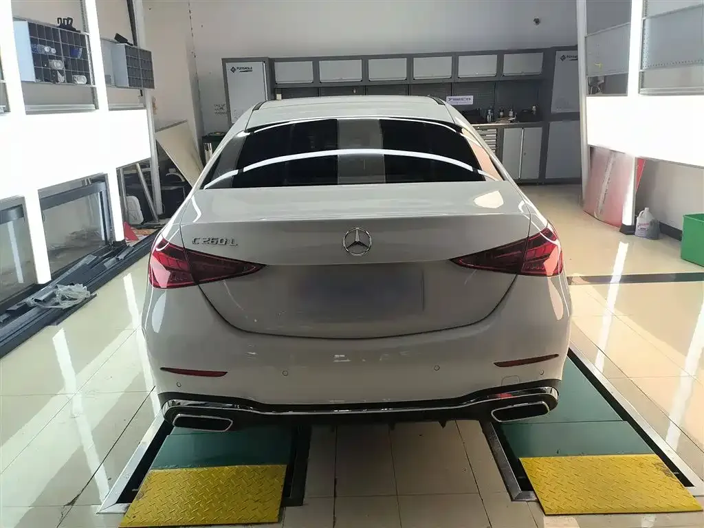Mercedes-Benz C-Class 2024 из CN, фото 6