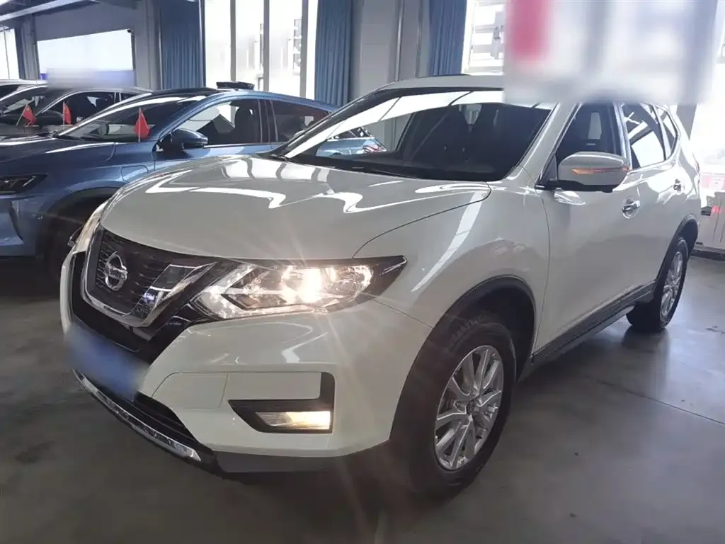Nissan X-Trail 2023 из CN, фото 2