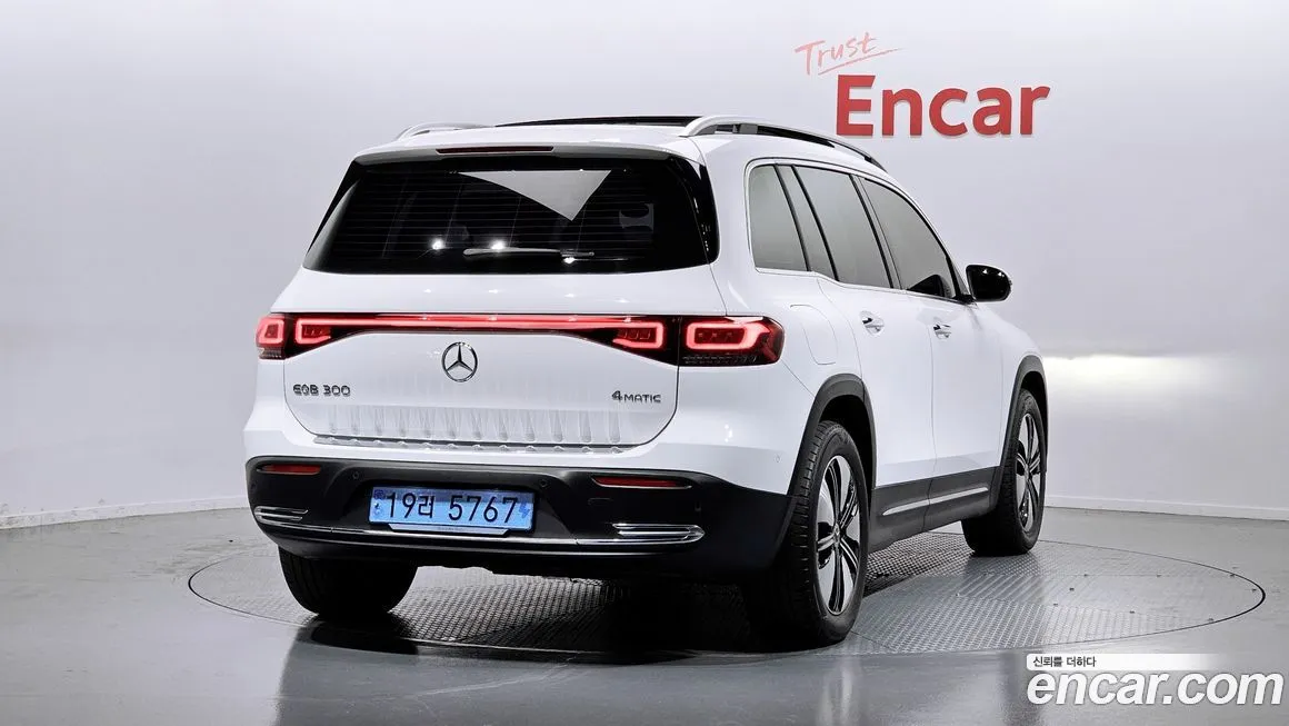 Mercedes-Benz EQB 2024 из KR, фото 2