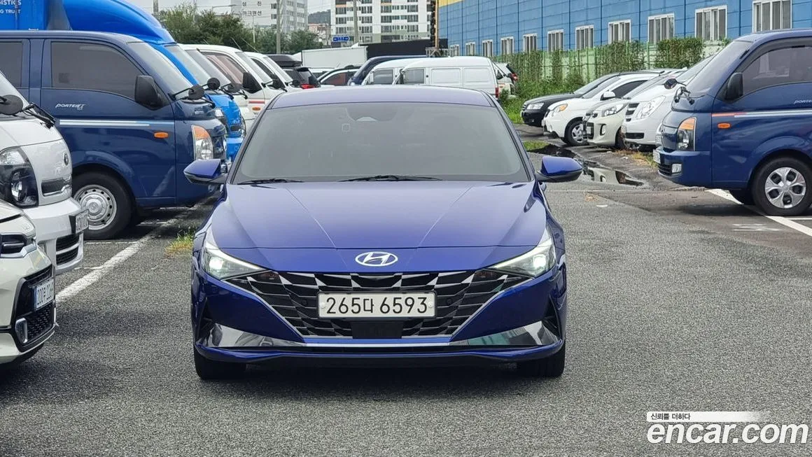 Hyundai AVANTE 2021 из KR, фото 3