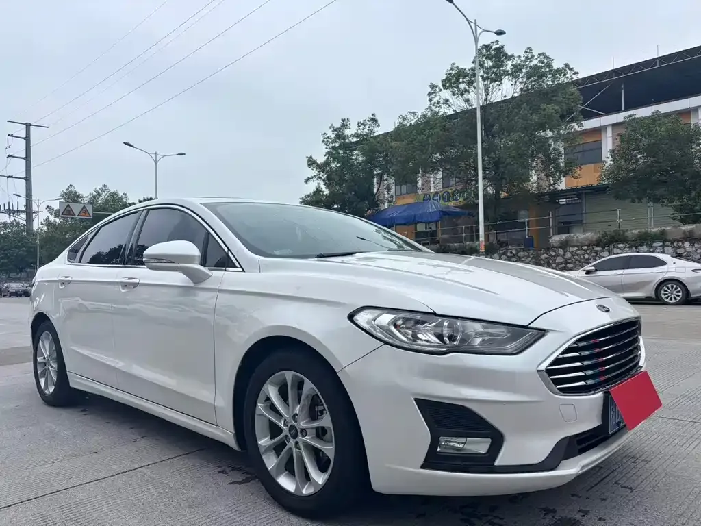 Ford Mondeo 2021 из CN, фото 3