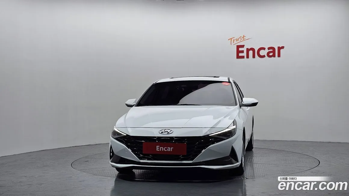 Hyundai AVANTE — фото 3