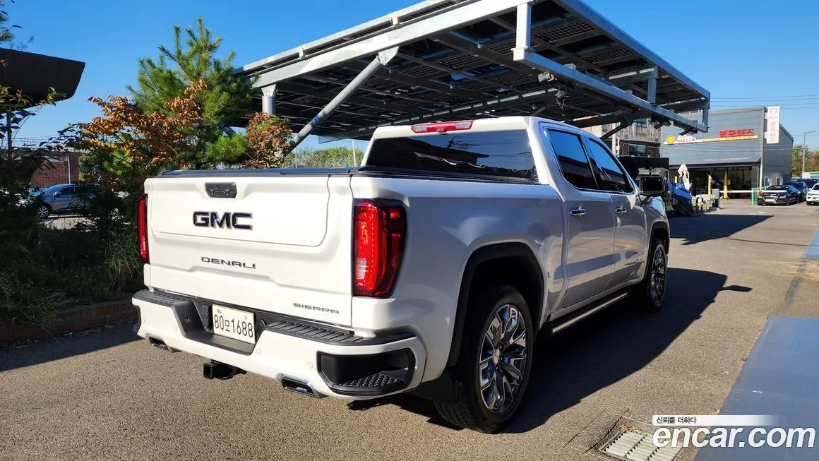 GMC Sierra — фото 2