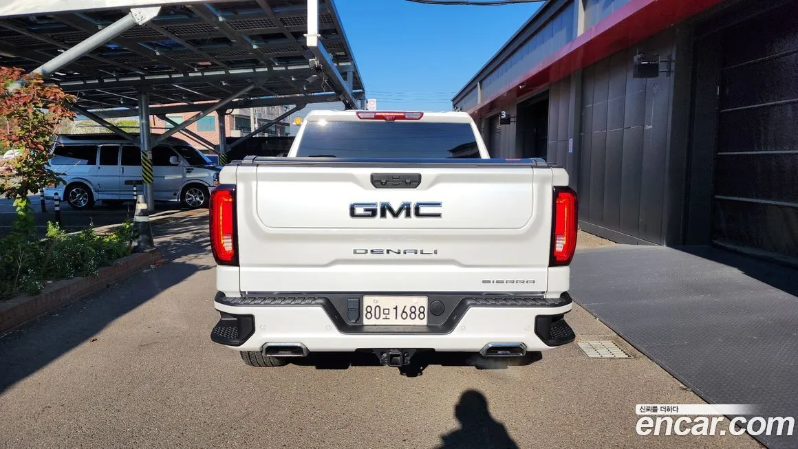 GMC Sierra — фото 4