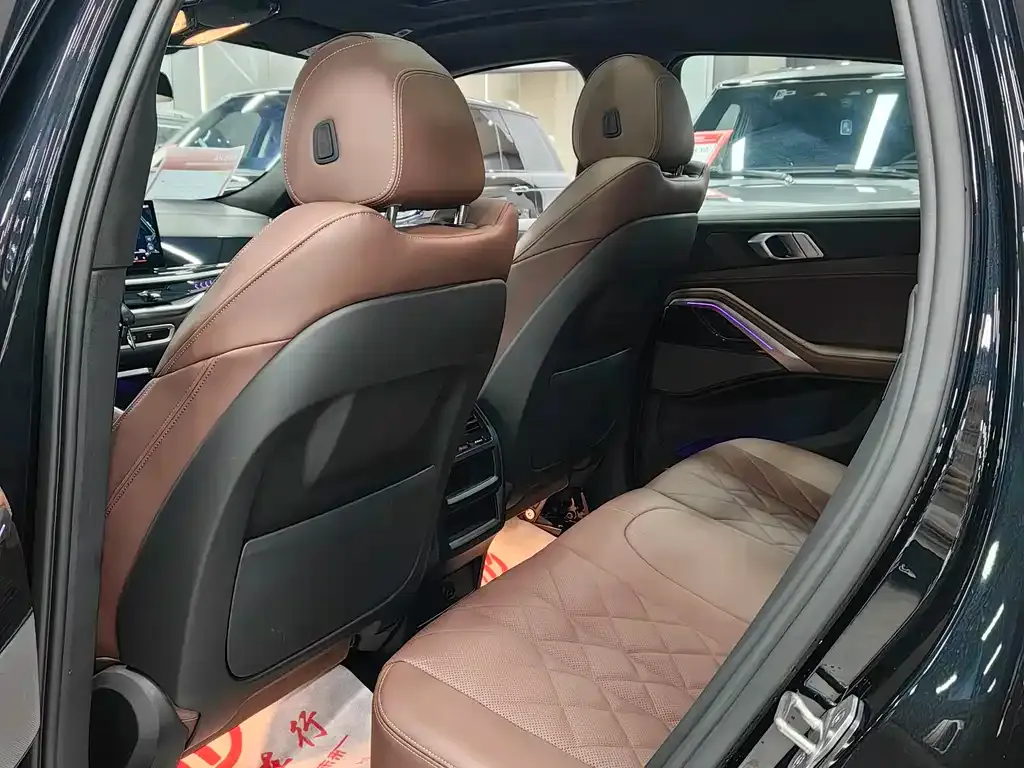 BMW X6 2024 из CN, фото 6