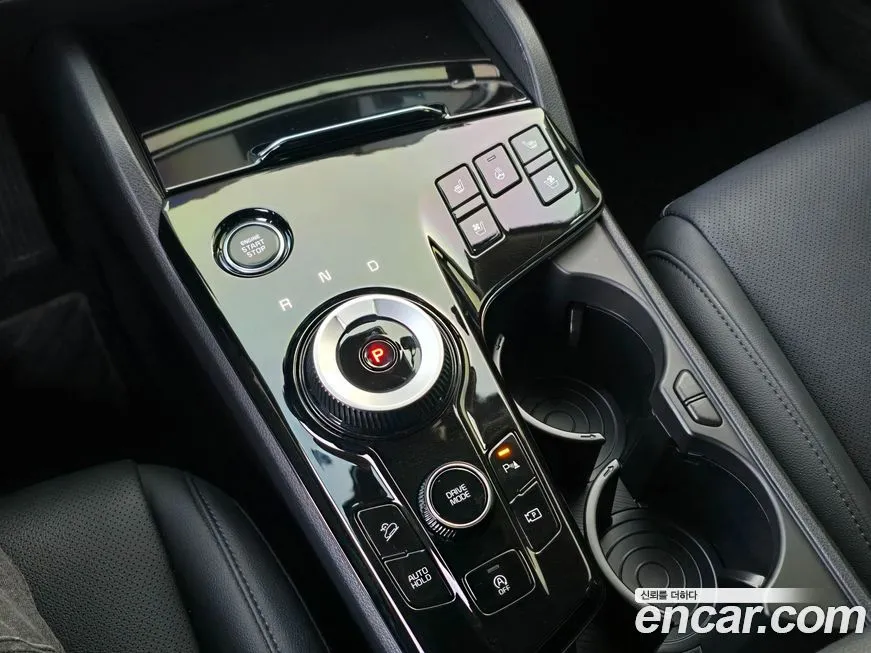 Kia Sportage — фото 10