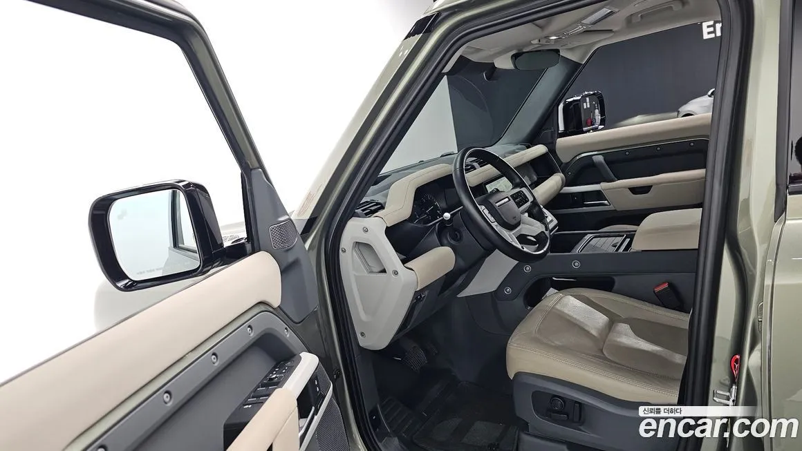 Land Rover Defender 2023 из KR, фото 10