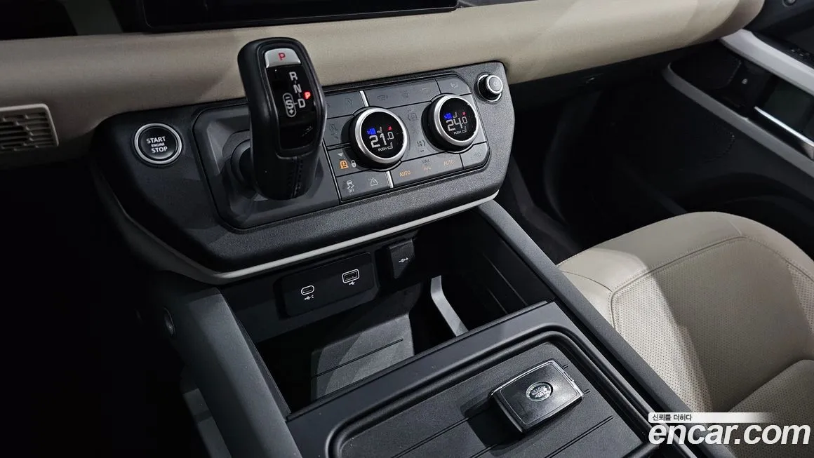 Land Rover Defender 2023 из KR, фото 9