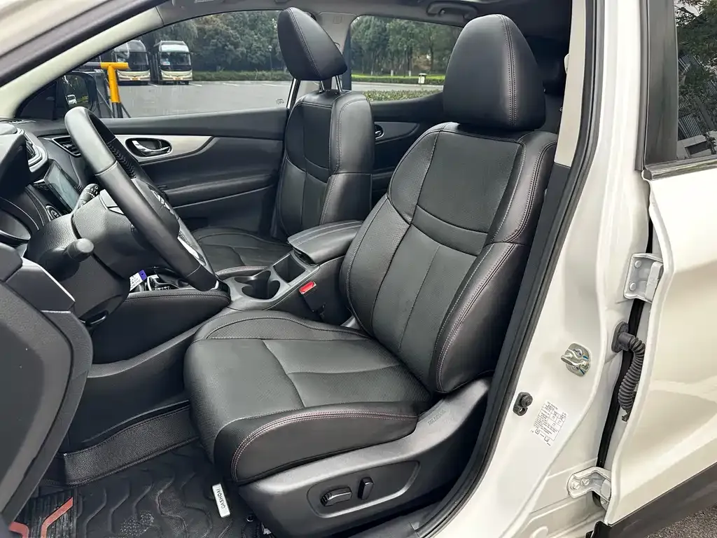 Nissan Qashqai 2023 из CN, фото 8