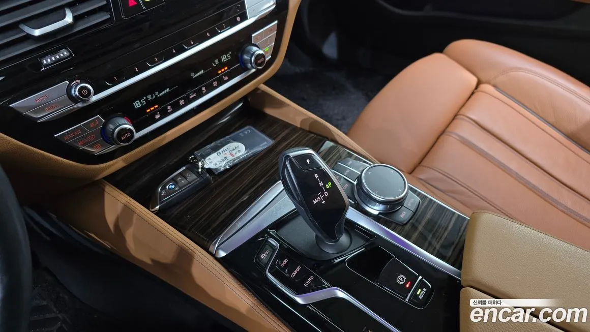 BMW 5-Series 2023 из KR, фото 9