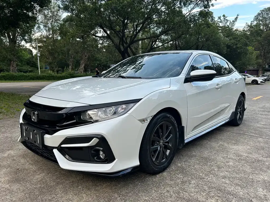 Honda Civic — фото 1