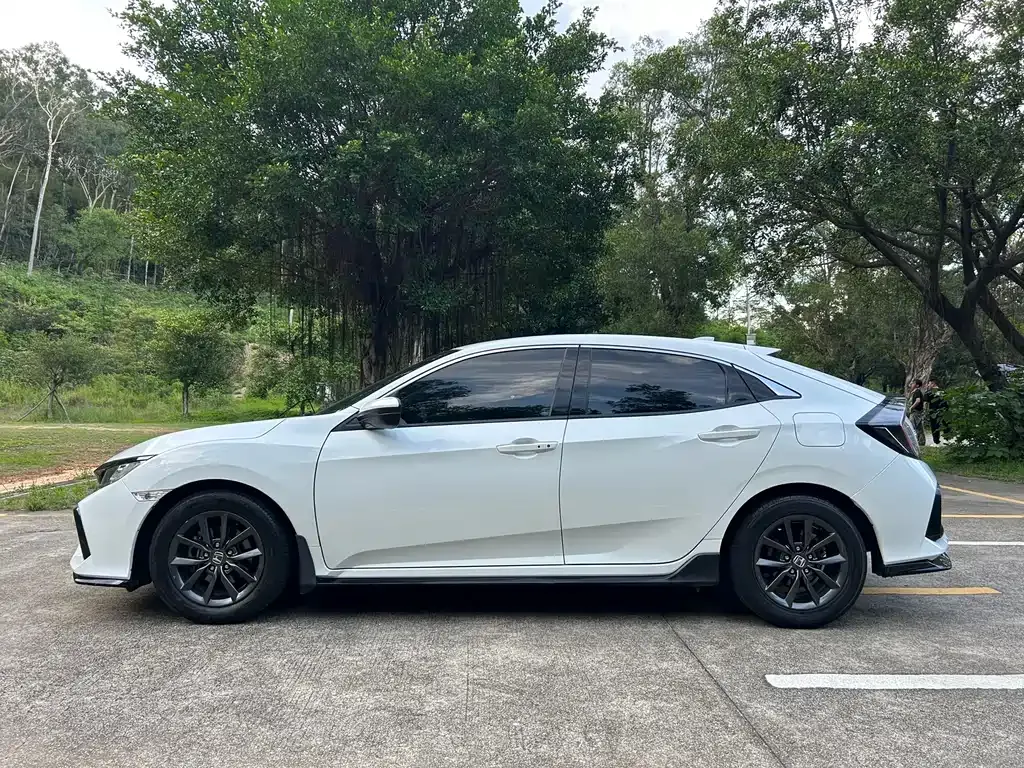 Honda Civic — фото 7