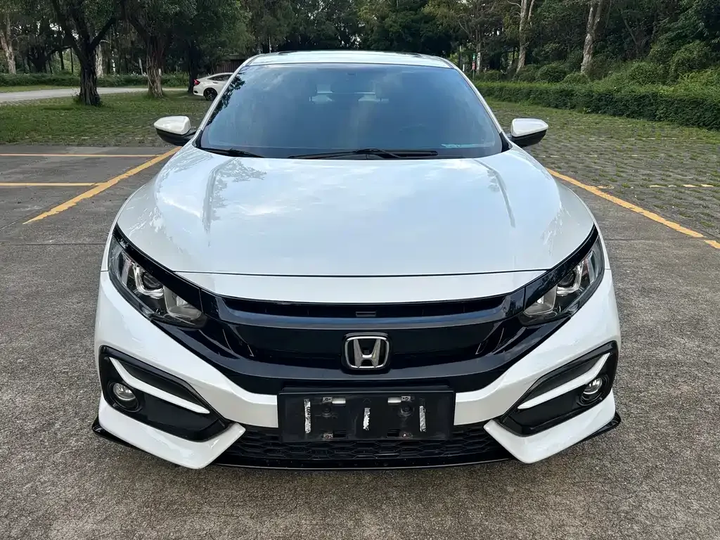 Honda Civic — фото 8