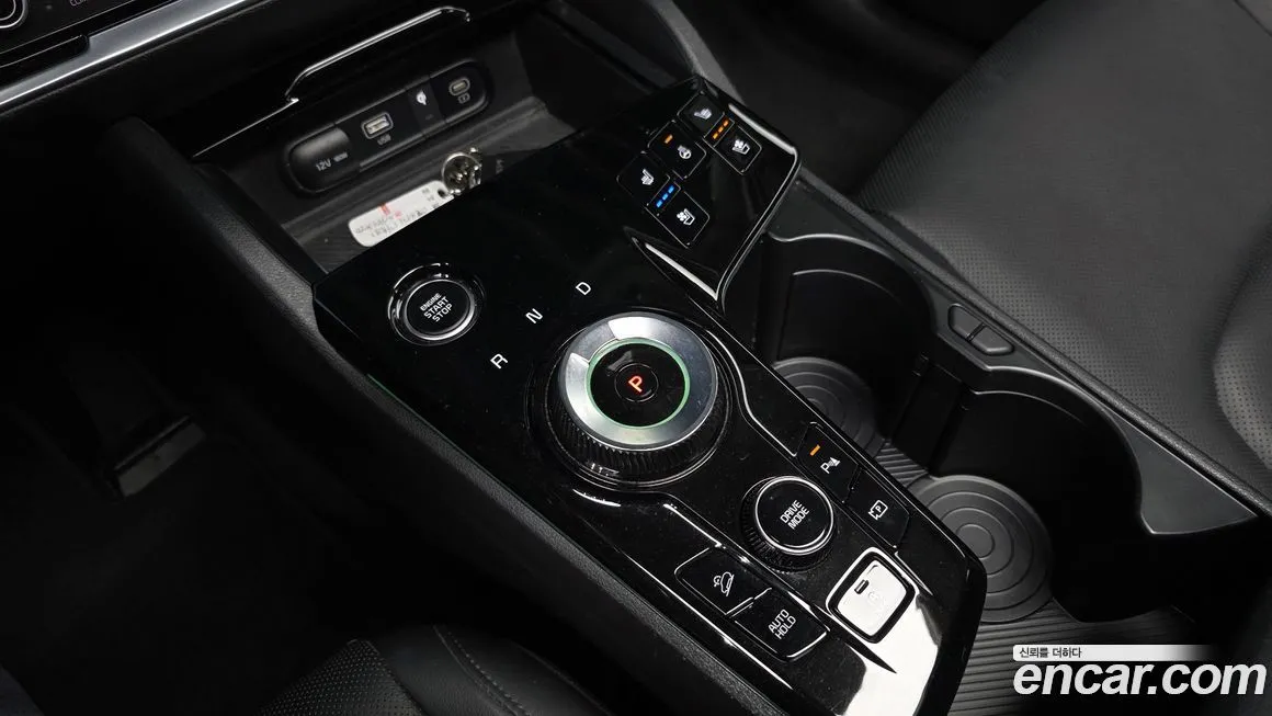 Kia Sportage — фото 9