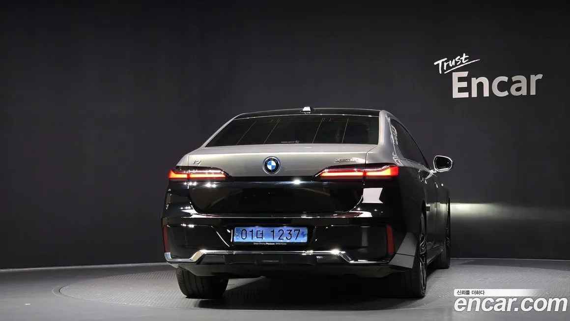 BMW i7 2024 из KR, фото 4