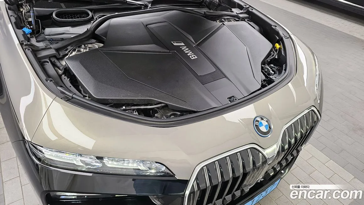 BMW i7 2024 из KR, фото 6