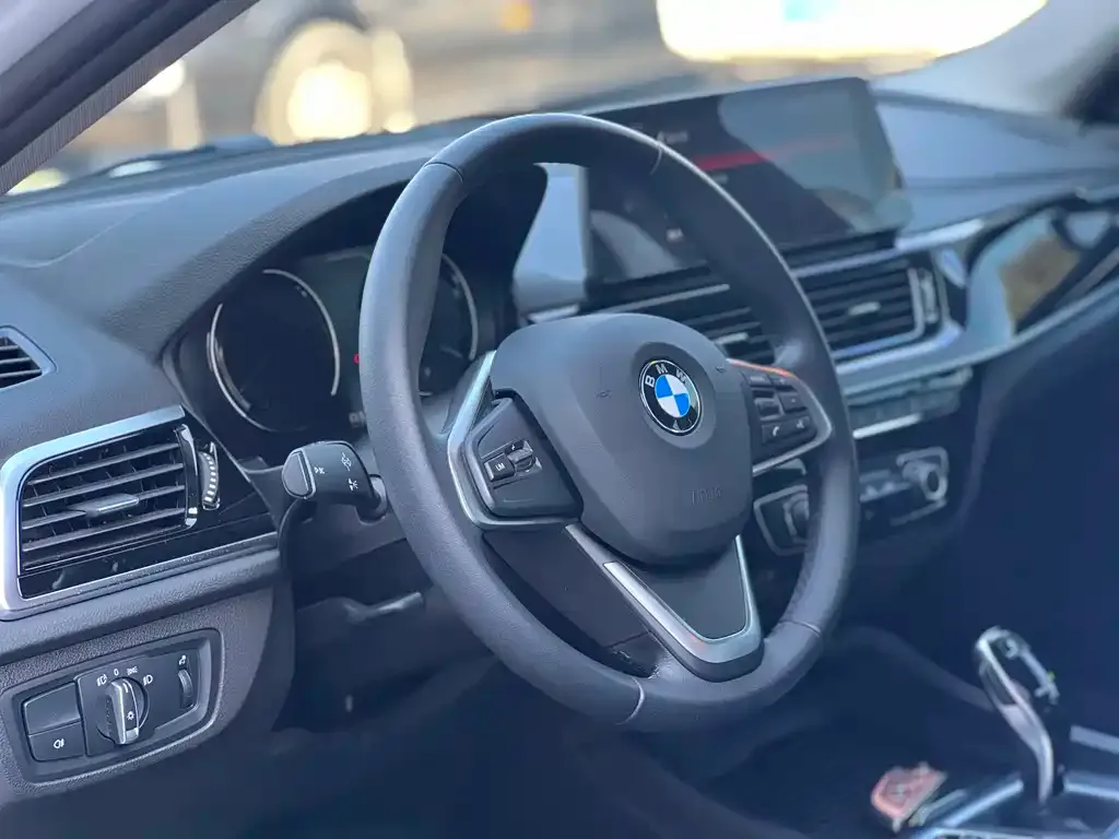 BMW 1 Series 2023 из CN, фото 5