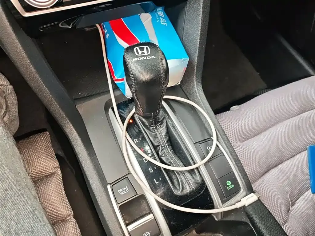 Honda Civic — фото 7